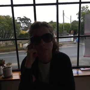 Meet your Posher, Andrea